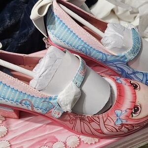 Chic Anime Design Women's Heels